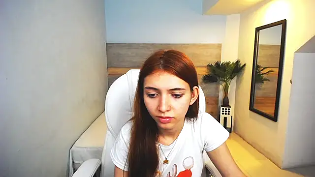 liseth fox online show from January 2, 2025, 8:02 pm