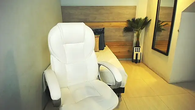 liseth fox online show from January 2, 2025, 11:06 pm