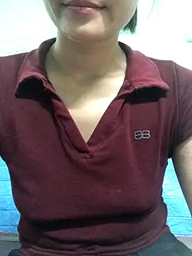 Snapshot of Cute_lady99 chatting on September 24, 2025, 5:00 am Cute lady99 online show from September 24, 2025, 5:00 am