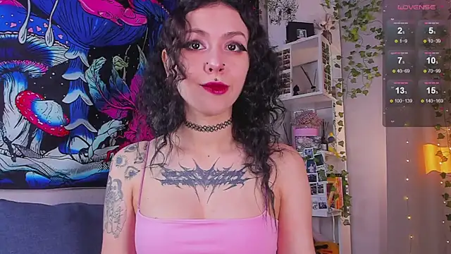Grace Walker online show from May 8, 2026, 4:29 am