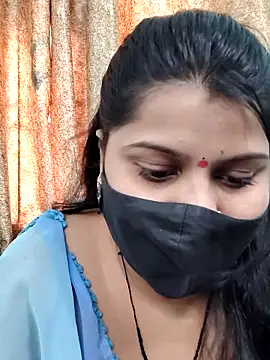 Hotty-simran online show from October 28, 2025, 5:00 am