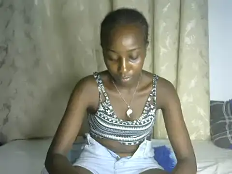 Snapshot of Naughty_petyte chatting on December 2, 2024, 1:13 pm Naughty petyte online show from December 2, 2024, 1:13 pm