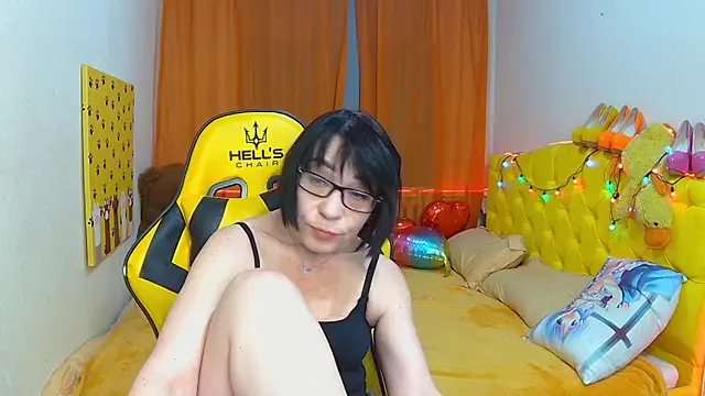 SandraHormas online show from February 28, 2025, 2:42 pm