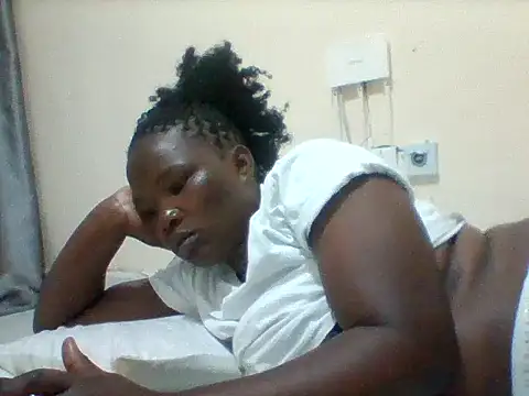 Snapshot of sweetangel41 chatting on July 5, 2026, 11:23 pm sweetangel41 online show from July 5, 2026, 11:23 pm