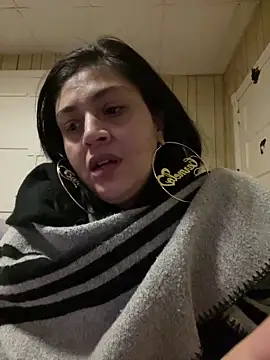 kriztal pretty online show from December 13, 2025, 11:54 pm