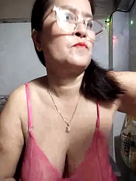 Snapshot of phnz chatting on October 13, 2025, 7:58 pm phnz online show from October 13, 2025, 7:58 pm