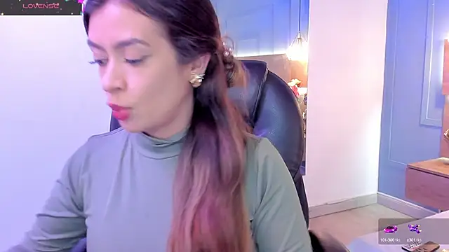 Victoria romanox online show from January 19, 2025, 7:47 pm