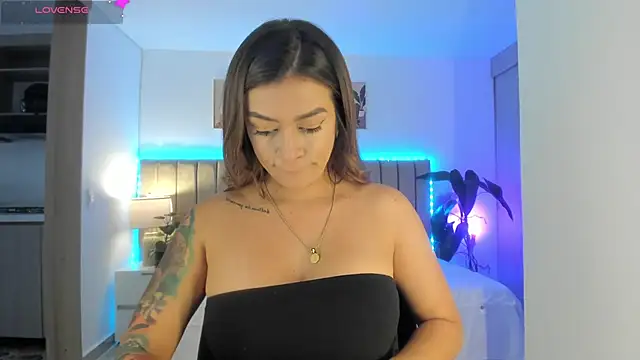 Victoria romanox online show from September 29, 2025, 6:57 pm