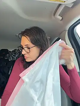 BeautifulMesss online show from February 17, 2026, 3:40 pm