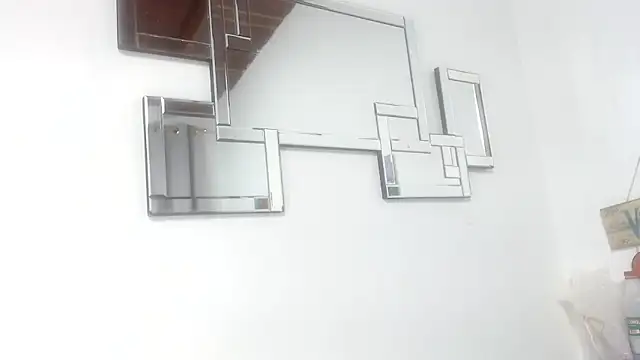 Snapshot of Madeline_Woods chatting on November 14, 2025, 12:26 pm Madeline Woods online show from November 14, 2025, 12:26 pm