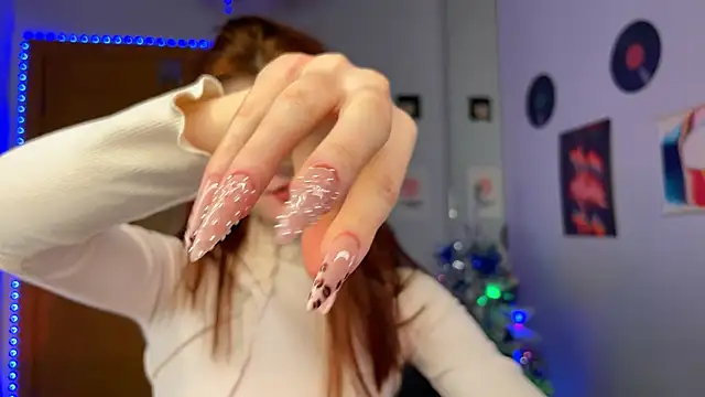 Snapshot of Bunny_ShyGirl chatting on December 14, 2024, 6:24 am Bunny ShyGirl online show from December 14, 2024, 6:24 am