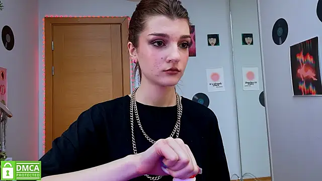 Snapshot of Bunny_ShyGirl chatting on January 23, 2025, 8:36 am Bunny ShyGirl online show from January 23, 2025, 8:36 am