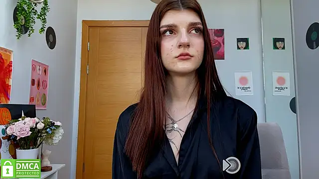 Snapshot of Bunny_ShyGirl chatting on March 9, 2025, 10:30 am Bunny ShyGirl online show from March 9, 2025, 10:30 am