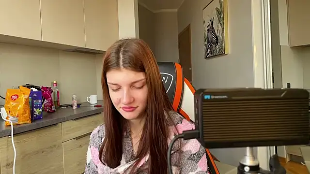 Snapshot of Bunny_ShyGirl chatting on October 20, 2025, 9:10 am Bunny ShyGirl online show from October 20, 2025, 9:10 am