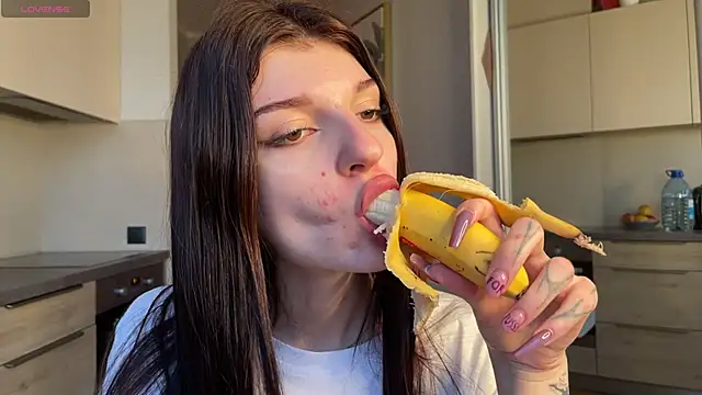 Snapshot of Bunny_ShyGirl chatting on October 25, 2025, 6:54 am Bunny ShyGirl online show from October 25, 2025, 6:54 am