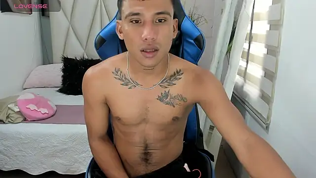 Backsex boy online show from December 24, 2024, 7:44 pm