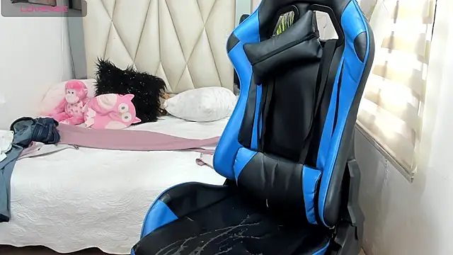 Backsex boy online show from December 29, 2024, 5:12 pm