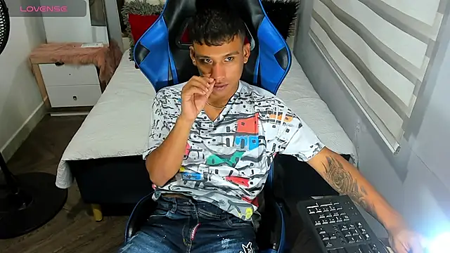 Backsex boy online show from October 12, 2025, 9:41 am