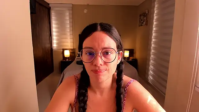 anabel 025 online show from November 11, 2025, 2:28 pm