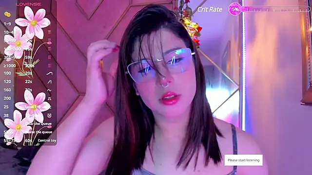 Snapshot of Yuri_Stars chatting on February 4, 2025, 8:28 pm Yuri Stars online show from February 4, 2025, 8:28 pm