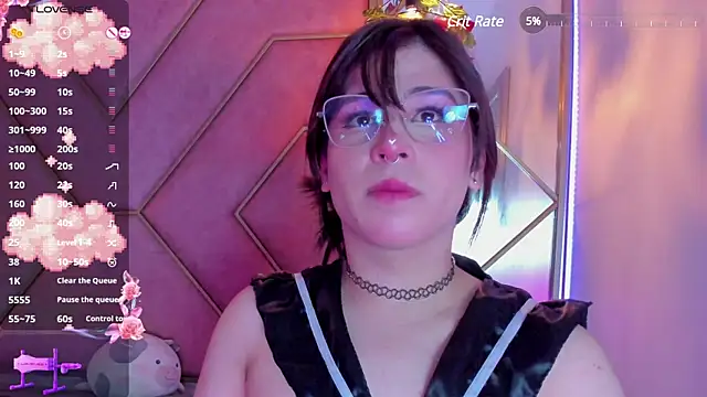 Snapshot of Yuri_Stars chatting on February 16, 2025, 11:59 am Yuri Stars online show from February 16, 2025, 11:59 am