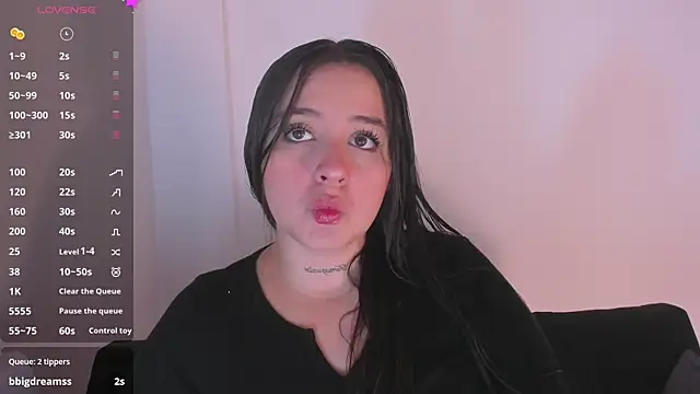 Sabrina Lennox online show from October 12, 2025, 4:33 am