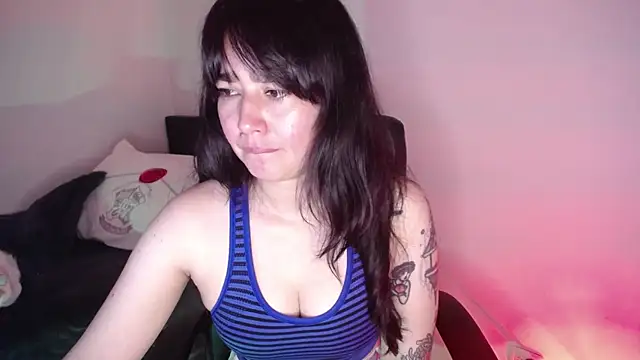 NewAgatha Bolton online show from June 19, 2026, 8:12 pm