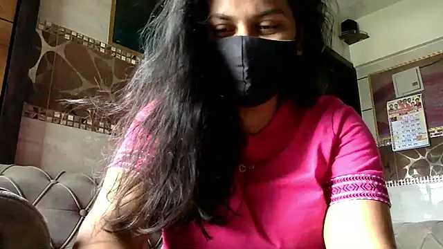Snapshot of HaaniKaur chatting on April 18, 2026, 5:11 am HaaniKaur online show from April 18, 2026, 5:11 am
