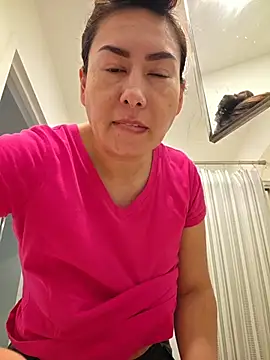 Snapshot of xLadyScarlettx chatting on February 10, 2026, 6:12 pm xLadyScarlettx online show from February 10, 2026, 6:12 pm