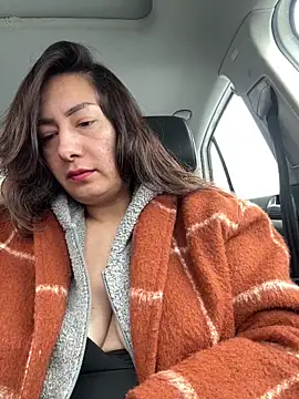 Snapshot of xLadyScarlettx chatting on February 19, 2026, 3:41 pm xLadyScarlettx online show from February 19, 2026, 3:41 pm