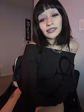 Gothbabbi online show from February 19, 2026, 11:12 pm
