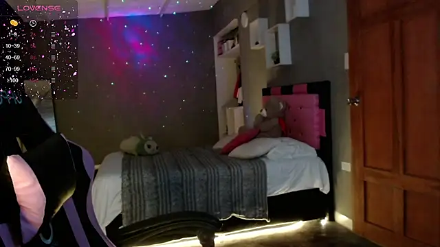 Snapshot of alexa_kei chatting on October 10, 2025, 8:52 pm alexa kei online show from October 10, 2025, 8:52 pm