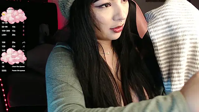 Theprojectsaraa online show from November 14, 2025, 1:32 pm