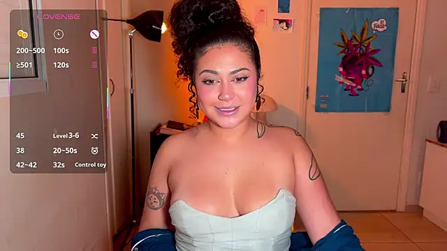 Snapshot of ann4montez_ chatting on June 11, 2026, 2:00 am ann4montez online show from June 11, 2026, 2:00 am