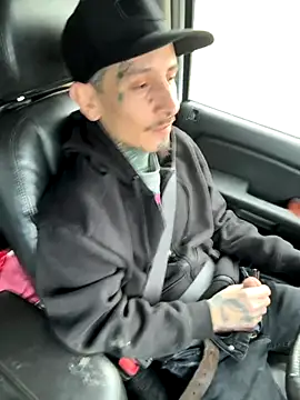 Snapshot of NutP619 chatting on December 5, 2025, 4:14 pm NutP619 online show from December 5, 2025, 4:14 pm