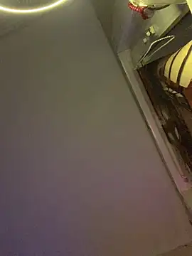 Snapshot of Danilo_2017 chatting on February 8, 2026, 11:41 pm Danilo 2017 online show from February 8, 2026, 11:41 pm