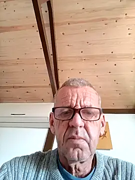 Freddy1962 online show from December 15, 2024, 5:23 am