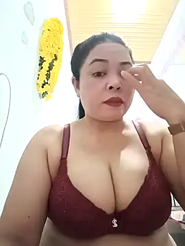 Sexy-bigtits2024 online show from December 2, 2024, 4:20 am