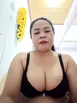 Sexy-bigtits2024 online show from December 16, 2024, 12:49 pm