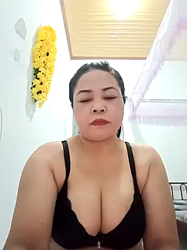 Sexy-bigtits2024 online show from December 29, 2024, 10:14 pm