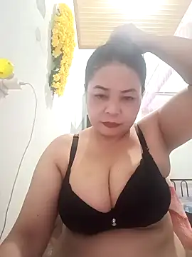 Sexy-bigtits2024 online show from January 25, 2025, 4:13 pm