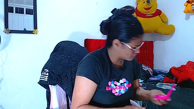 SweetAlmaa online show from December 14, 2024, 9:51 am