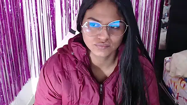 Snapshot of SweetAlmaa chatting on May 7, 2026, 9:47 am SweetAlmaa online show from May 7, 2026, 9:47 am