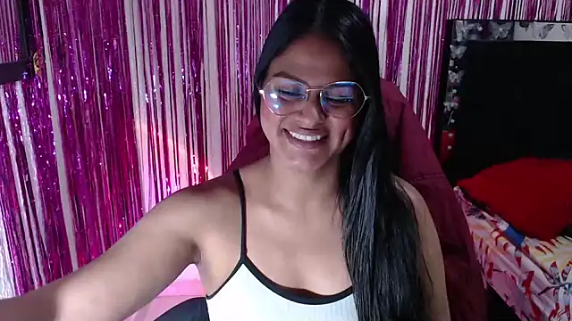 Snapshot of SweetAlmaa chatting on May 10, 2026, 2:11 pm SweetAlmaa online show from May 10, 2026, 2:11 pm