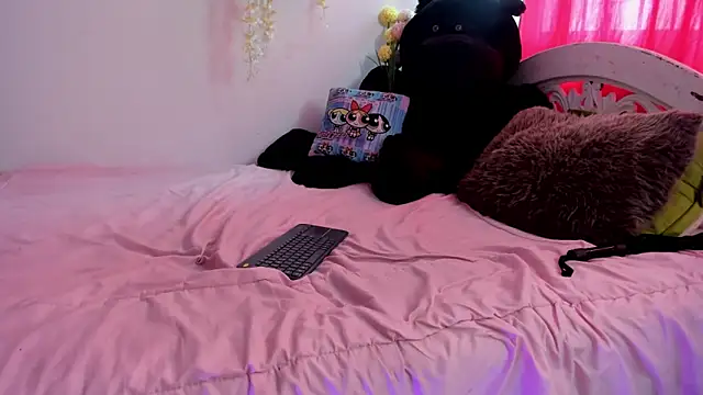 sexycouple lat online show from February 28, 2025, 7:56 pm