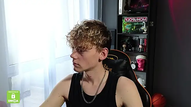 Keytaro online show from October 11, 2025, 11:09 am