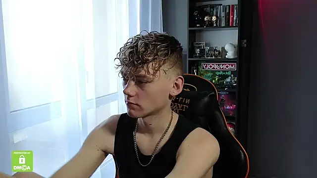 Keytaro online show from October 30, 2025, 10:38 am