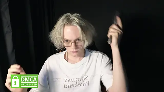 Keytaro online show from May 15, 2026, 12:28 am