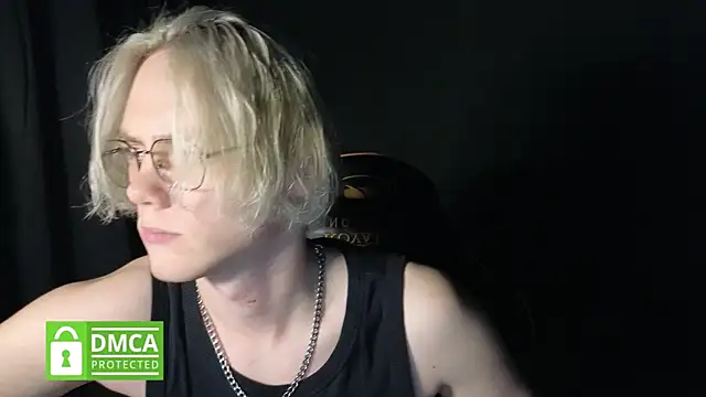 Keytaro online show from June 26, 2026, 5:06 pm
