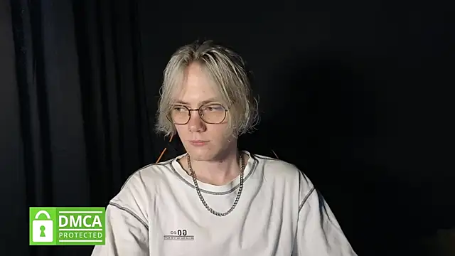 Keytaro online show from July 5, 2026, 12:23 pm